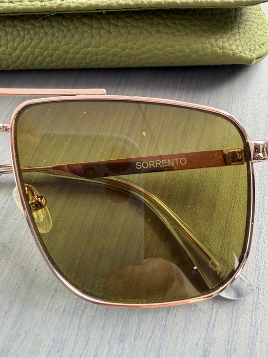 OTRA Sorrento Aviator Sunglasses - Olive Lenses & Rose Gold Frame ⭐️?